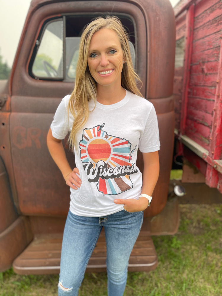
            
                Load image into Gallery viewer, Wisconsin Retro Tee
            
        