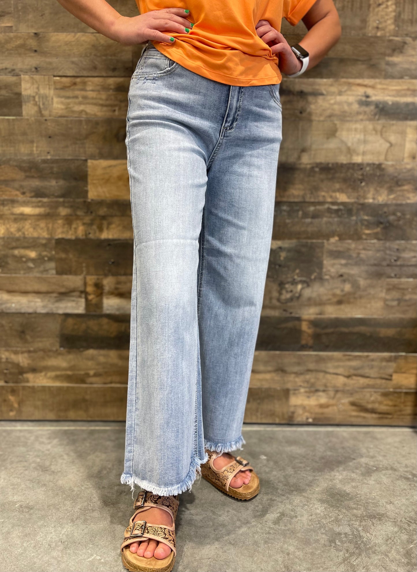 Workin' It Cropped Flares