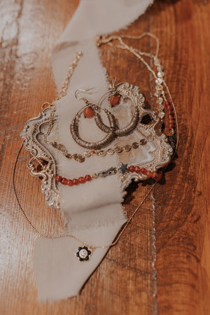
            
                Load image into Gallery viewer, Reva Necklace
            
        